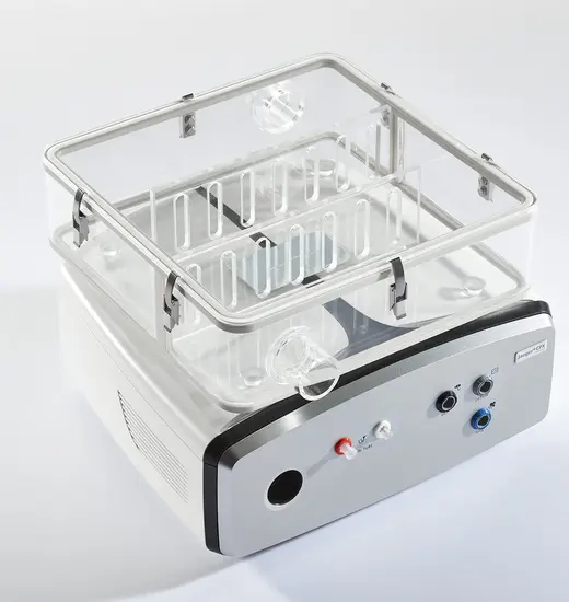 Vyntus™ CPX Metabolic Cart with mixing chamber module on top.